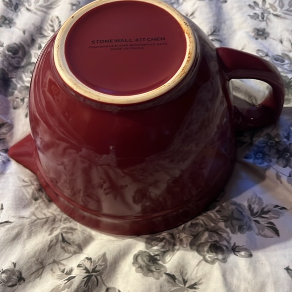 Stonewall Kitchen maroon bowl pitcher - Picture 4 of 9